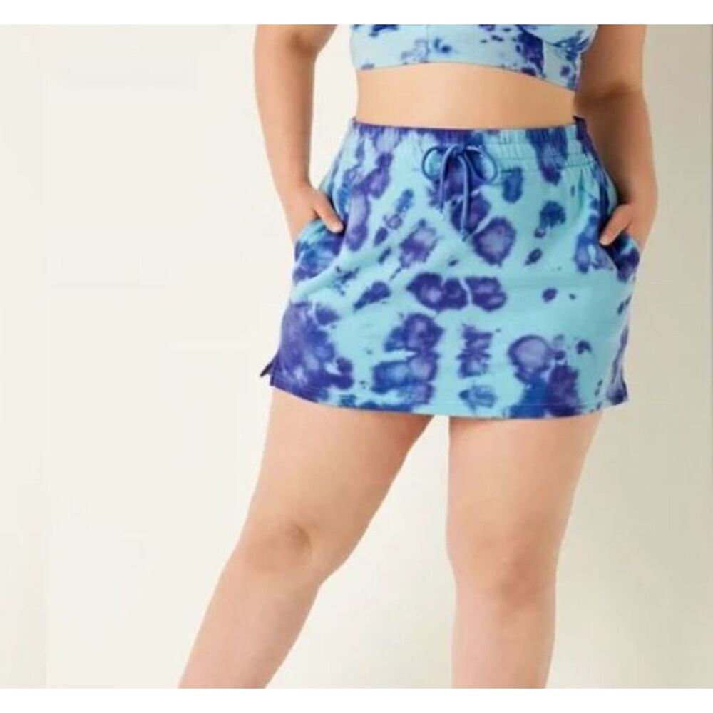 Pink Victoria’s Secret High-Waist Fleece Skirt
